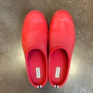 Hunter Vibrant Red Casual Slip-Ons